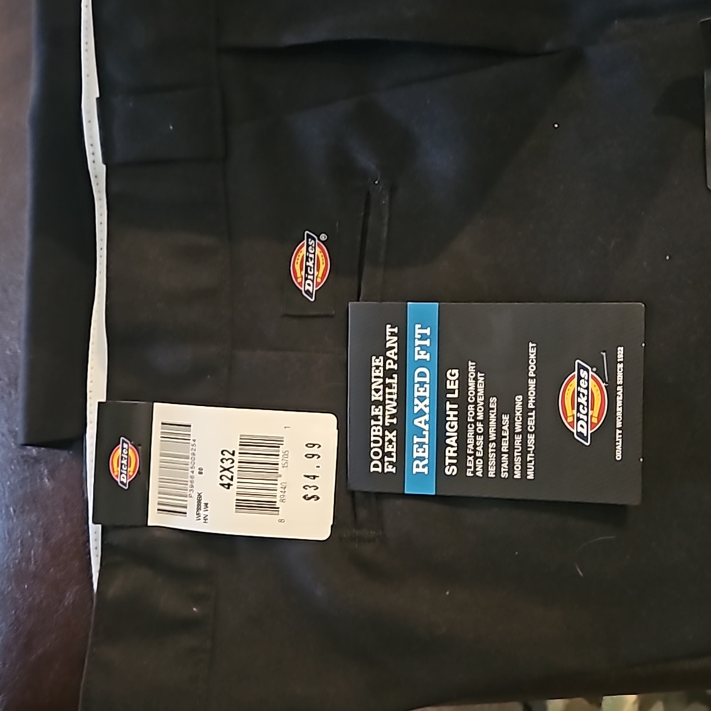 Dickies Relaxed fit  Black Pants. 42x32